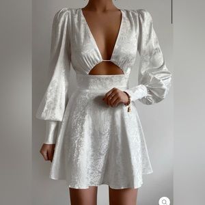 Jaus Rosalie white mini dress size small bridal shower rehearsal long sleeve